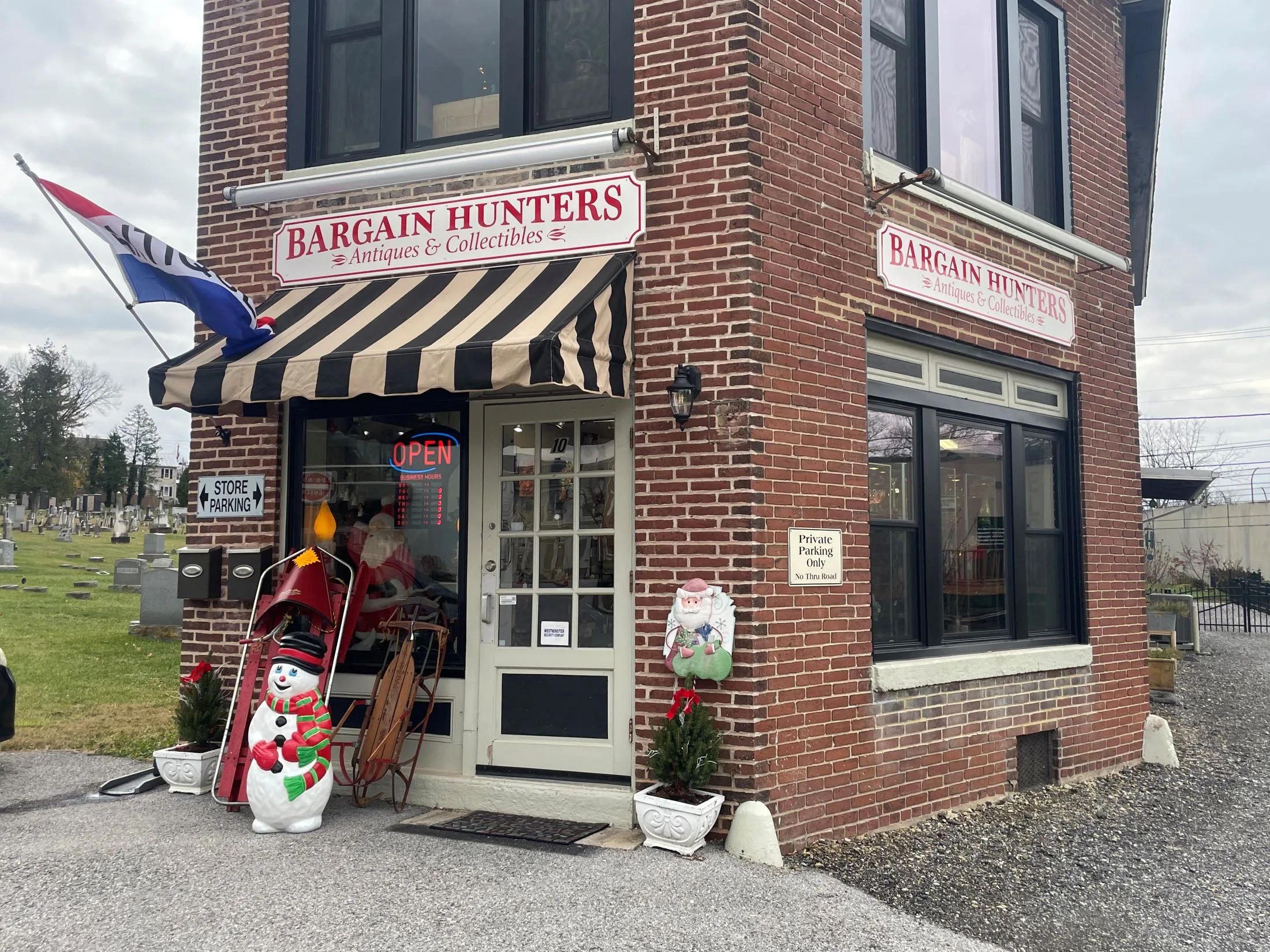 Episode #381: George Wenck, co-owner of Bargain Hunters Antiques and Collectibles on Main Street